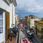 Oasi Del Libro 3* カステッランマーレ・デル・ゴルフォ