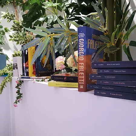 Oasi Del Libro ベッド・アンド・ブレックファスト カステッランマーレ・デル・ゴルフォ